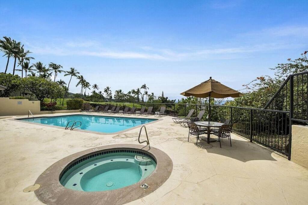 Beautiful 2/2 Condo In Kailua Kona. Ocean View! Exterior foto